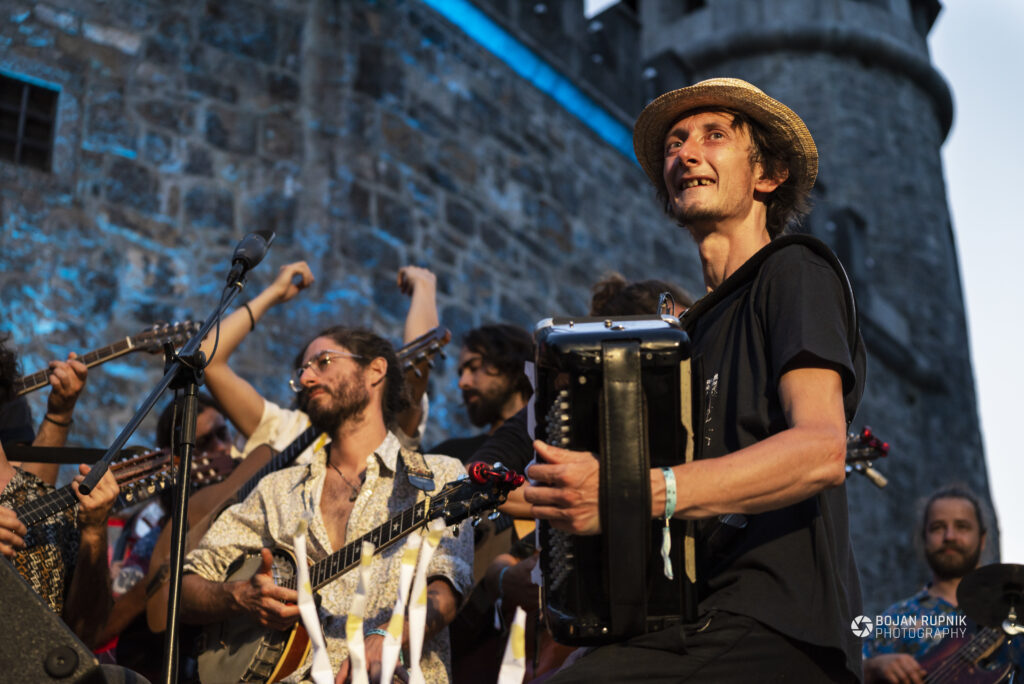 Koncert na Floating Castle in Matija Solce