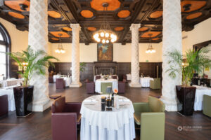 Večerna restavracija Sophia v hotelu Kempinski Palace