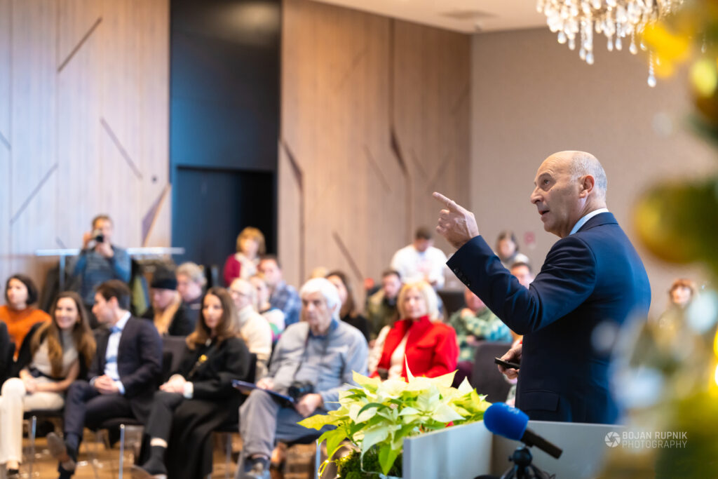 Batagelj na novinarski konferenci 2024