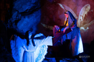 Žive jaslice v Postojnski jami